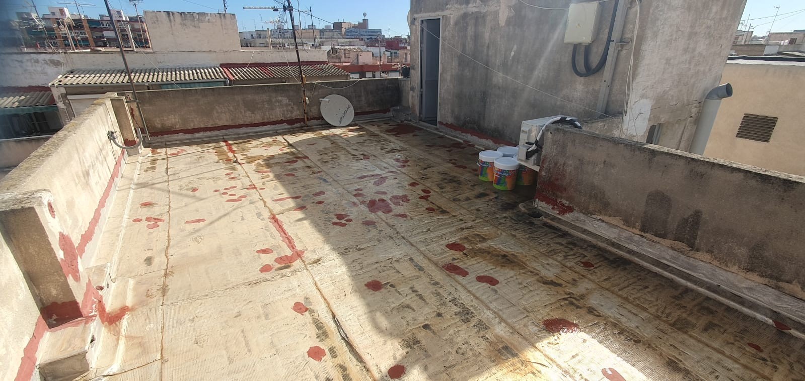 Impermeabilización de azotea con clorocaucho